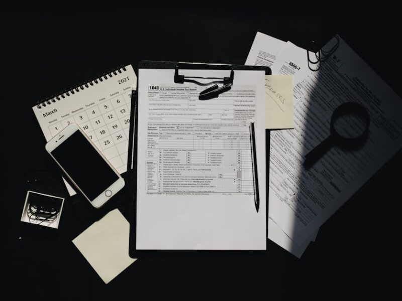 Biudžeto taisyklės pradedantiesiems: kaip susiplanuoti mėnesines išlaidas ir sumažinti „nutekėjimą“