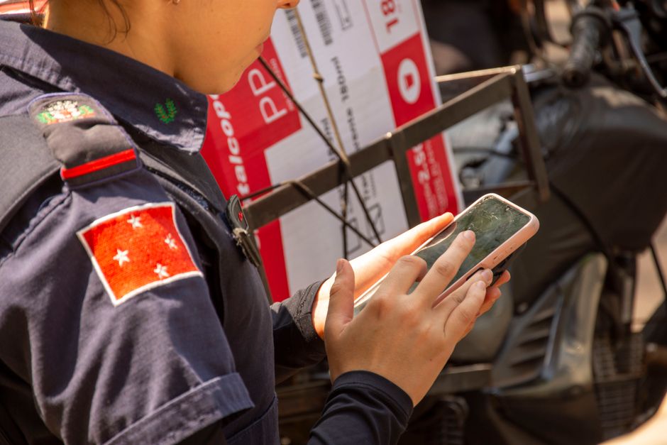 User quickly finding security settings in a mobile banking app